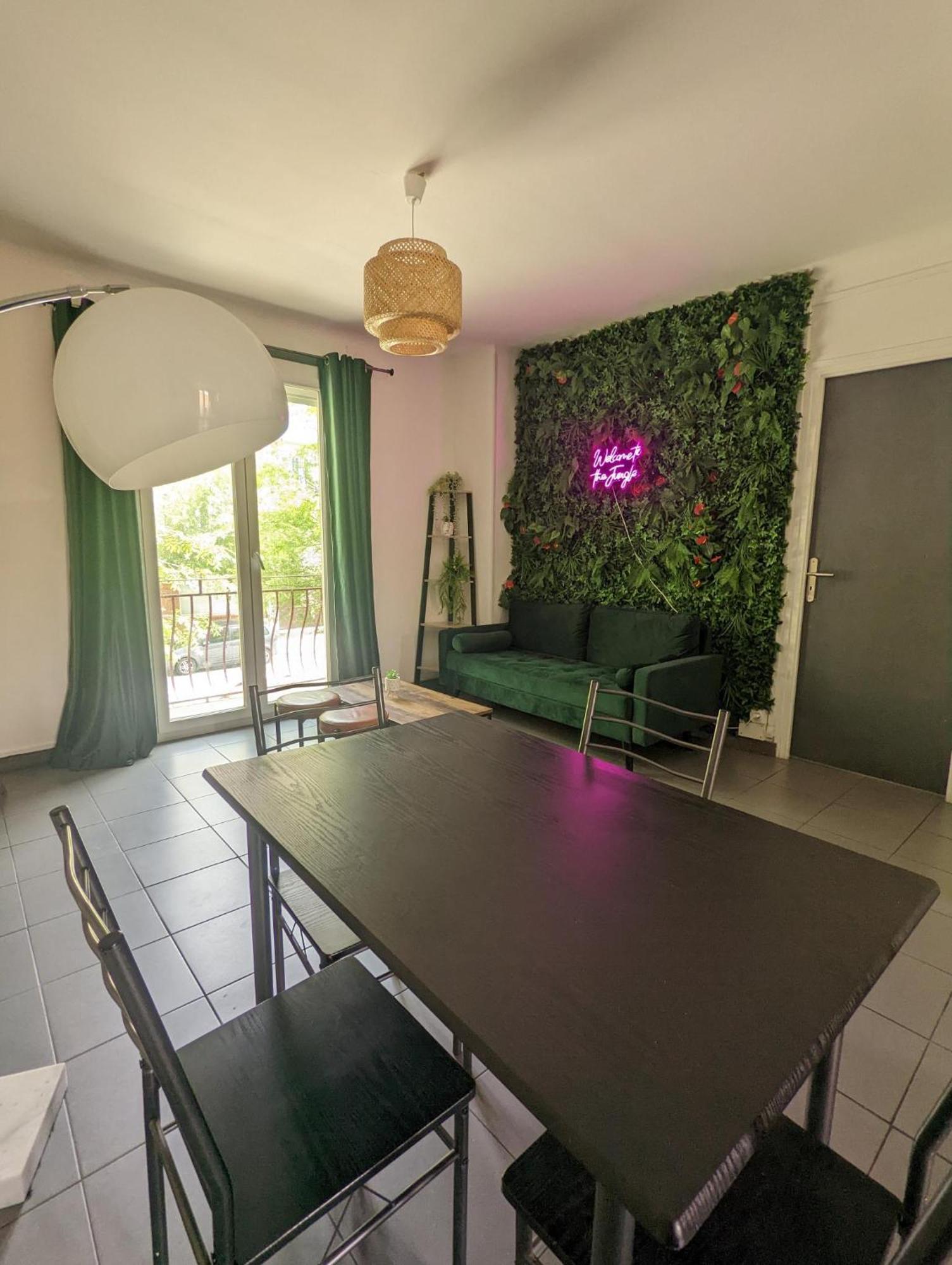 La Jungle Urbaine Avec Garage Prive & Climatisation Apartment Perpignan Exterior photo
